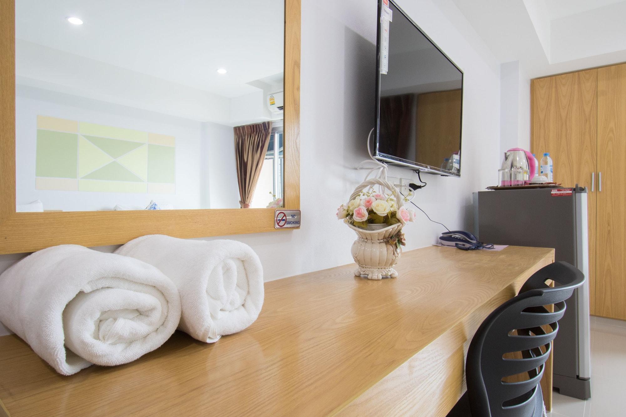 Jr Mansion On Nut Soi 25 Aparthotel Bangkok Kültér fotó