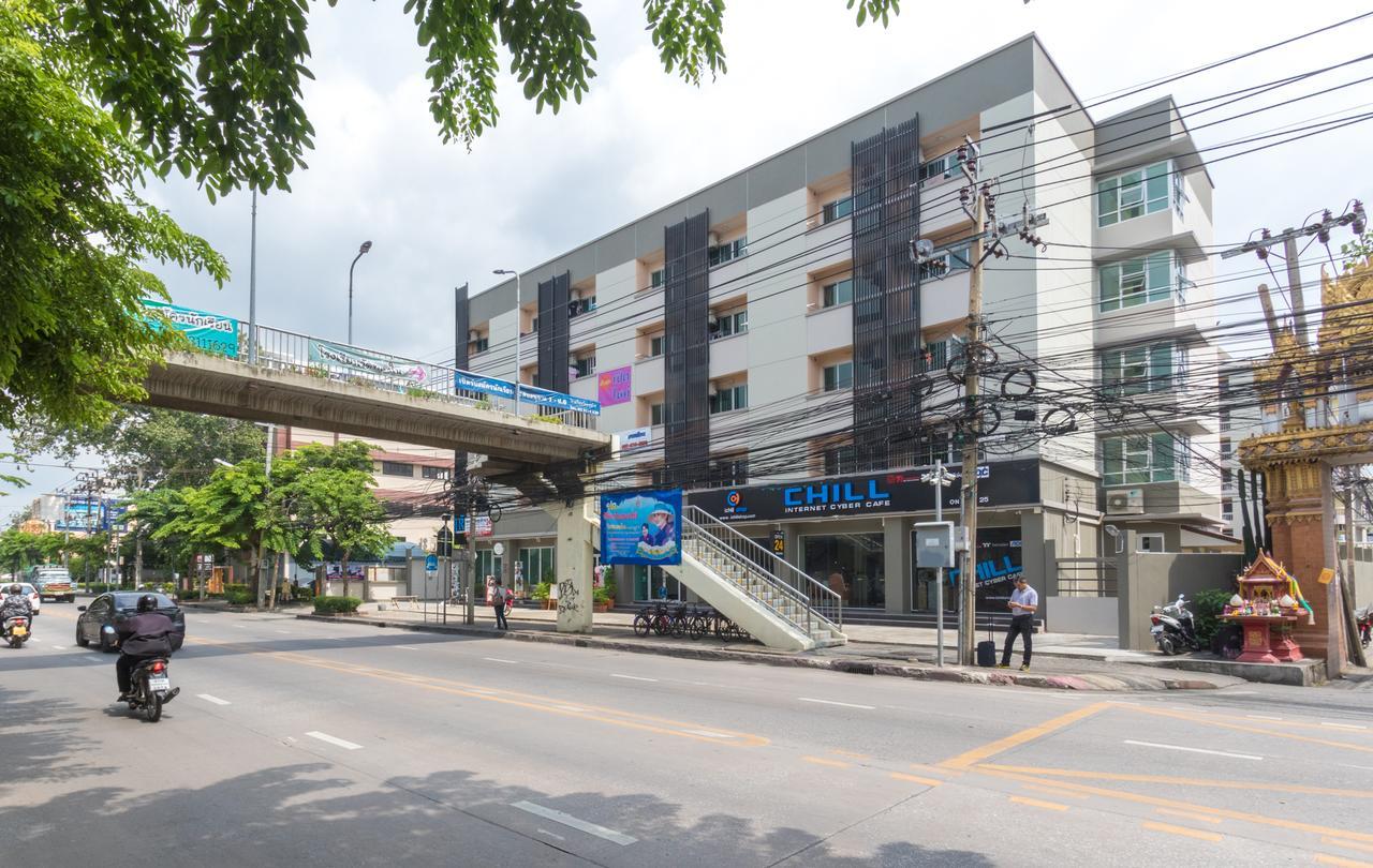 Jr Mansion On Nut Soi 25 Aparthotel Bangkok Kültér fotó